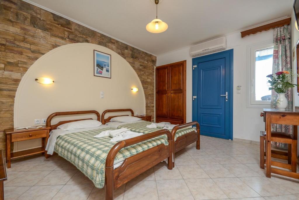 Polemis Studios & Apartments Agia Anna  Room photo